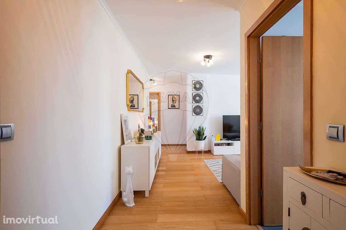 Apartamento T2 para arrendamento - Grande imagem: 2/16