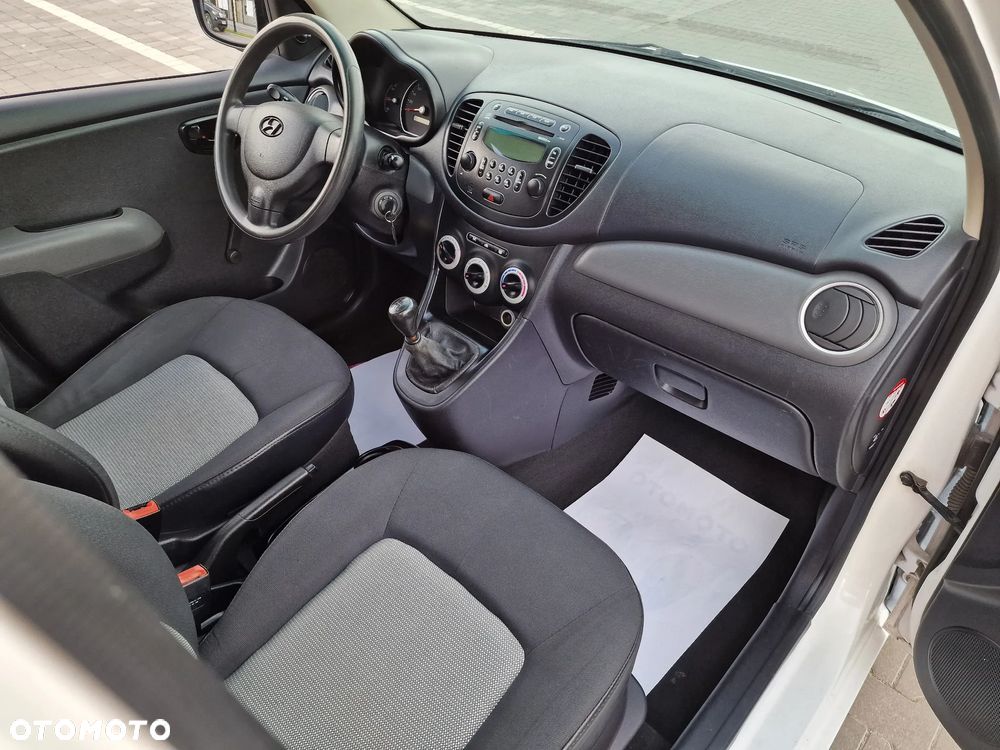 Hyundai i10 1.1 Premium - 25