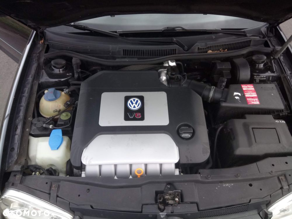 Volkswagen Golf IV 2.8 V6 4Mot - 7