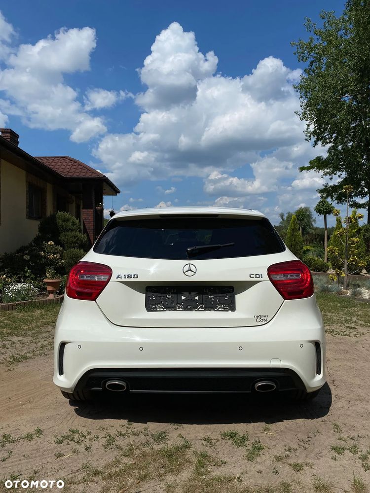 Mercedes-Benz Klasa A 180 d AMG Line - 4
