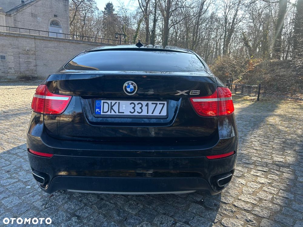 BMW X6 50i xDrive - 6