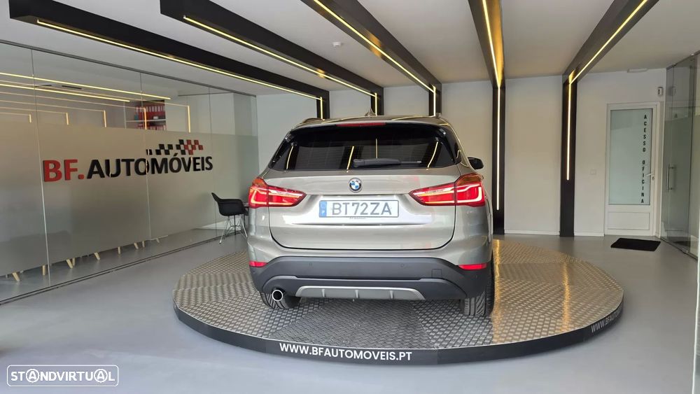 BMW X1 18 d sDrive Auto Line Sport - 17