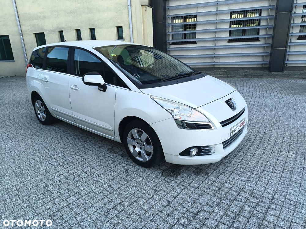 Peugeot 5008 HDI FAP 150 Active - 1