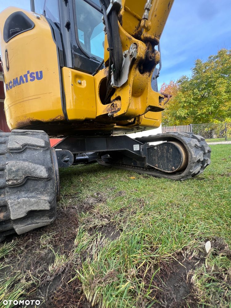Komatsu PC26MR-5 - 8