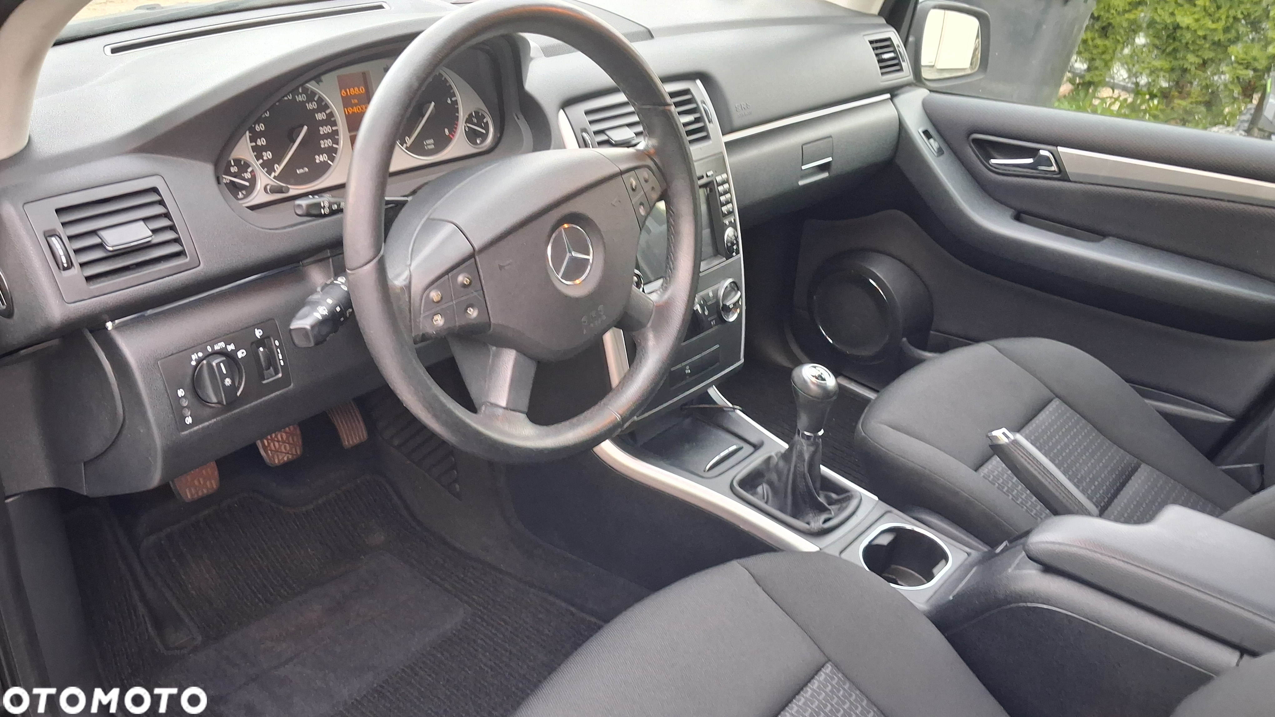 Mercedes-Benz Klasa B 180 CDI - 18
