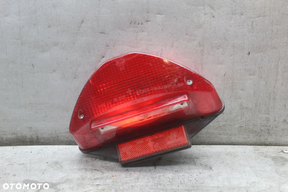 Aprilia Rally lampa tył tylna klosz - 2