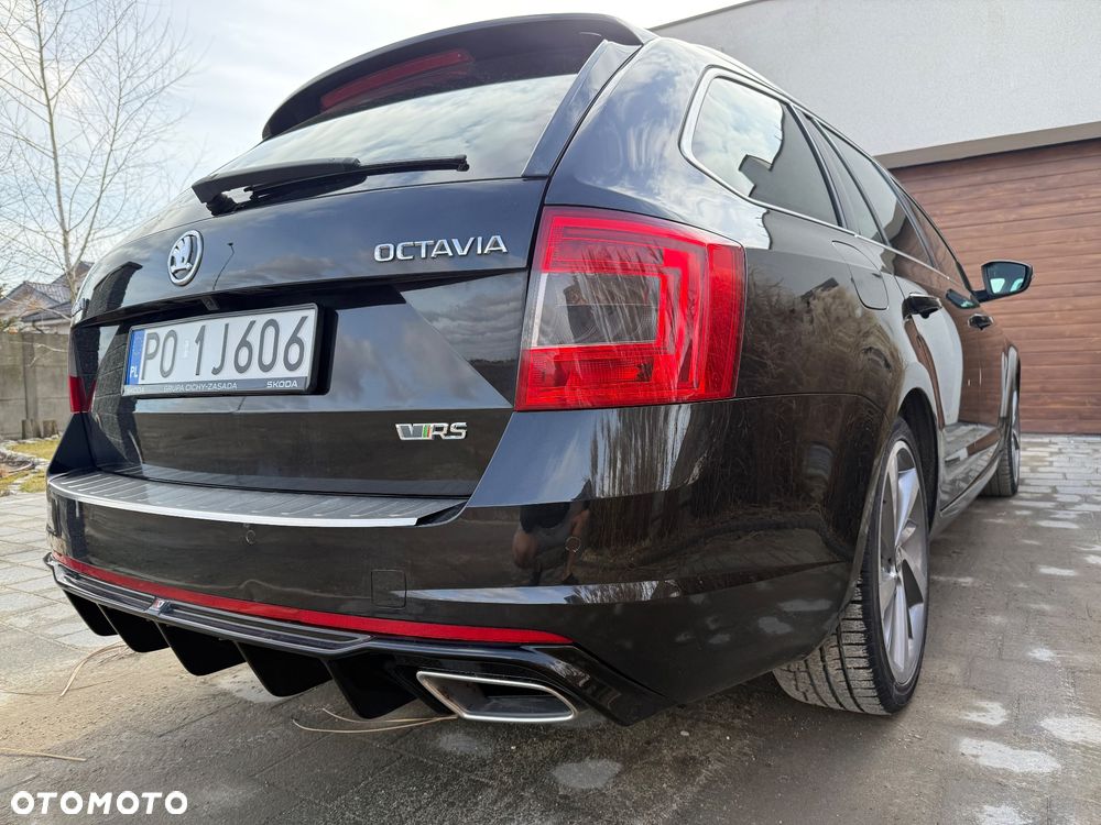 Skoda Octavia 2.0 TDI RS - 18