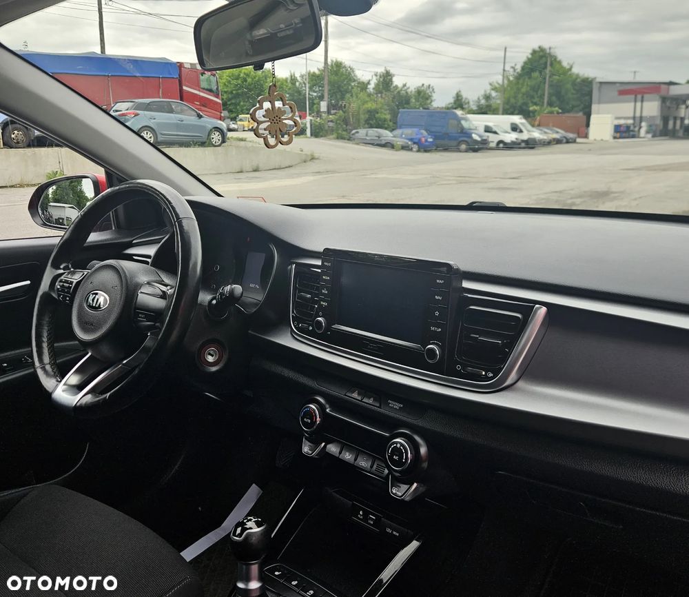Kia Rio 1.2 Dream-Team Edition - 17