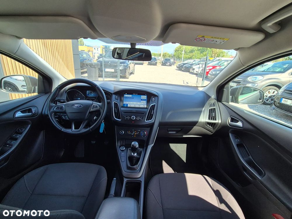 Ford Focus 1.5 TDCi DPF Start-Stopp-System Business - 31