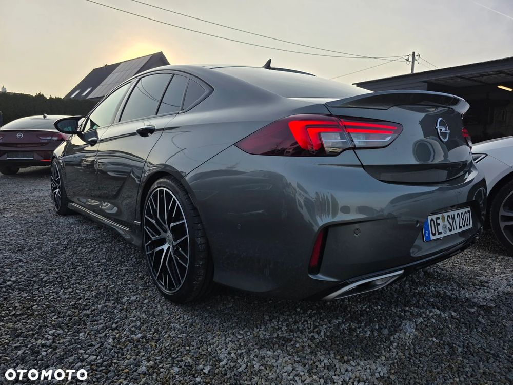 Opel Insignia 2.0 BiTurbo D 4x4 Automatik GSI - 2