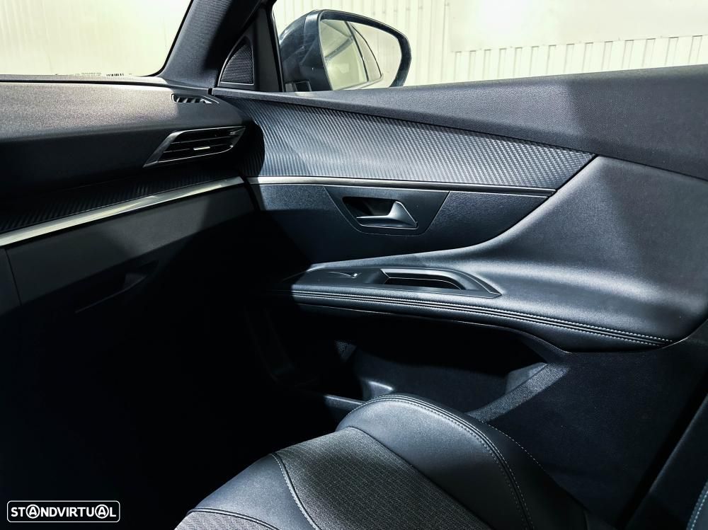 Peugeot 3008 1.2 Hybrid Allure Pack e-DCS6 - 23
