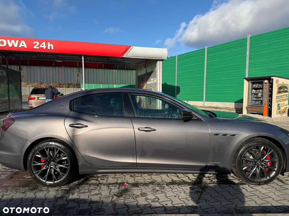 Maserati Ghibli S GranSport - 5
