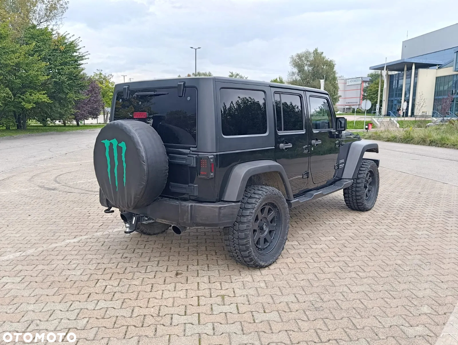 Jeep Wrangler - 9
