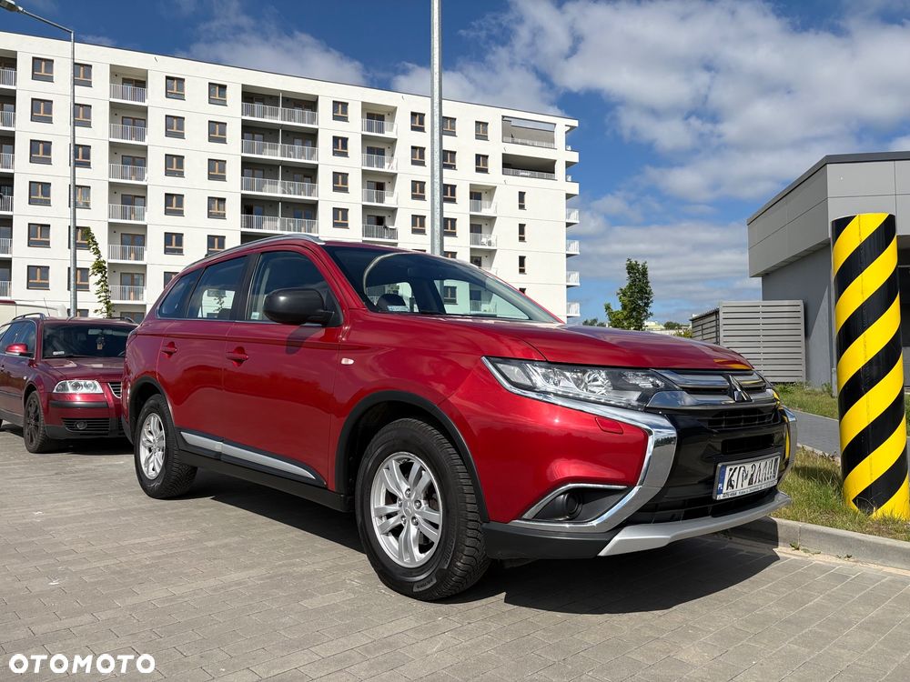 Mitsubishi Outlander 2.0 Intense + 2WD - 1