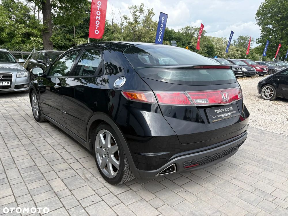 Honda Civic - 4