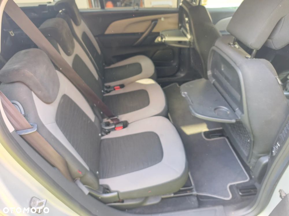 Citroën C4 Picasso - 6