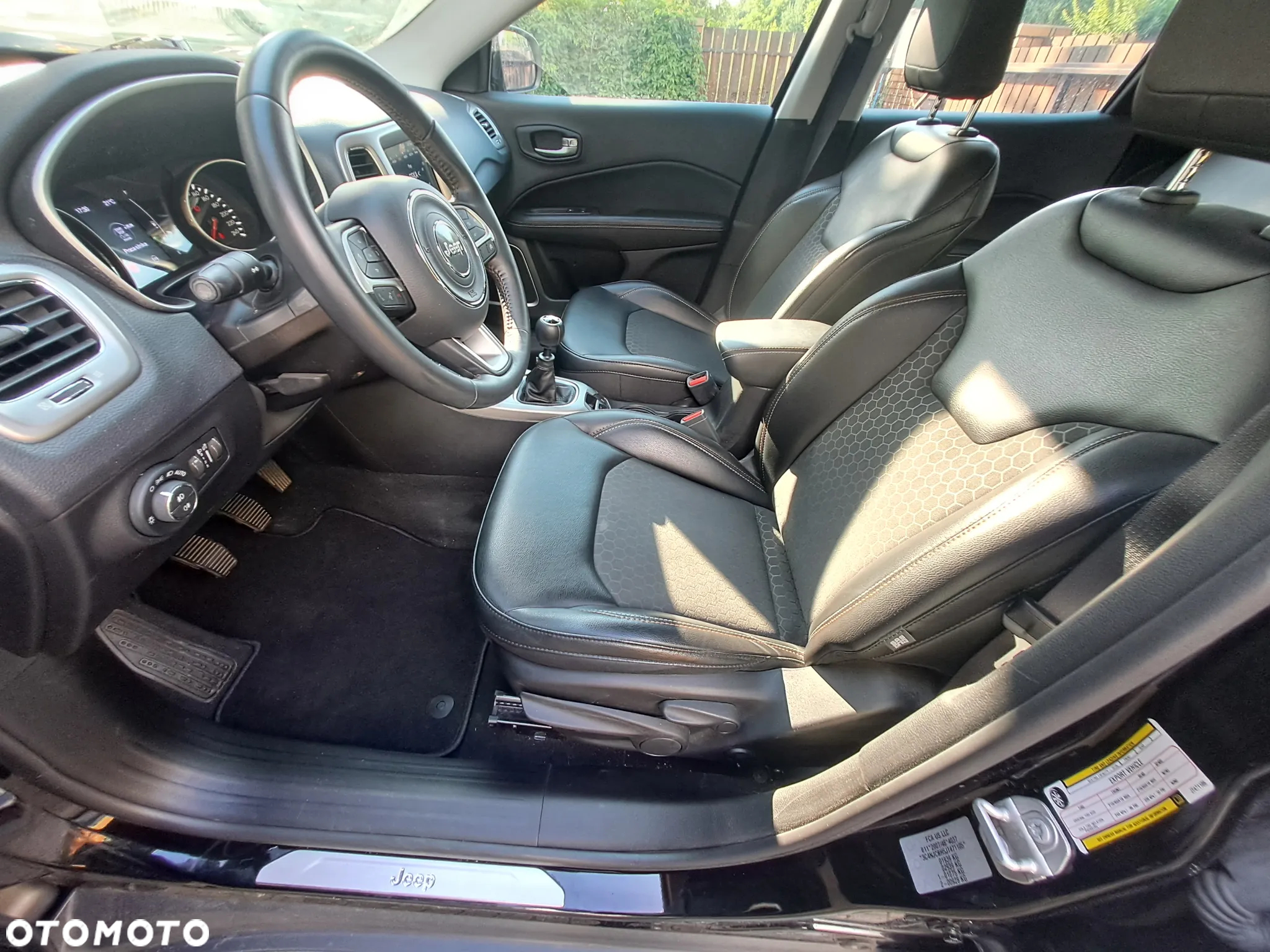Jeep Compass 1.4 TMair Longitude FWD S&S - 8