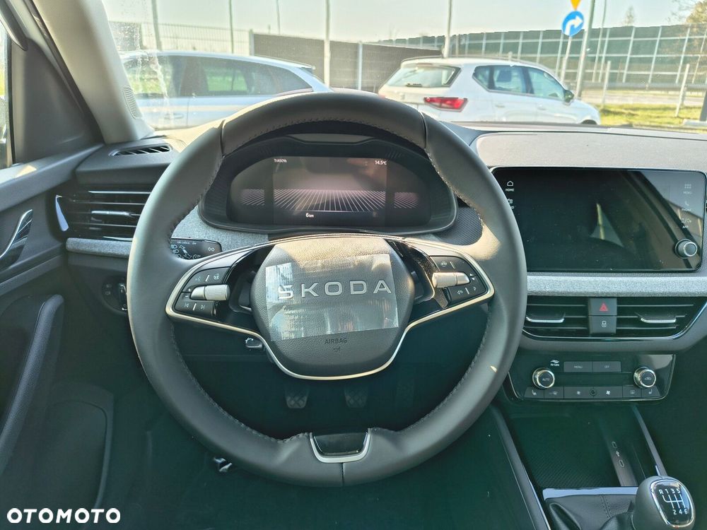 Skoda Kamiq 1.5 TSI Drive - 19