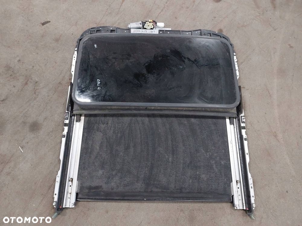 SZYBERDACH TOYOTA RAV4 II 85730-33010 - 1