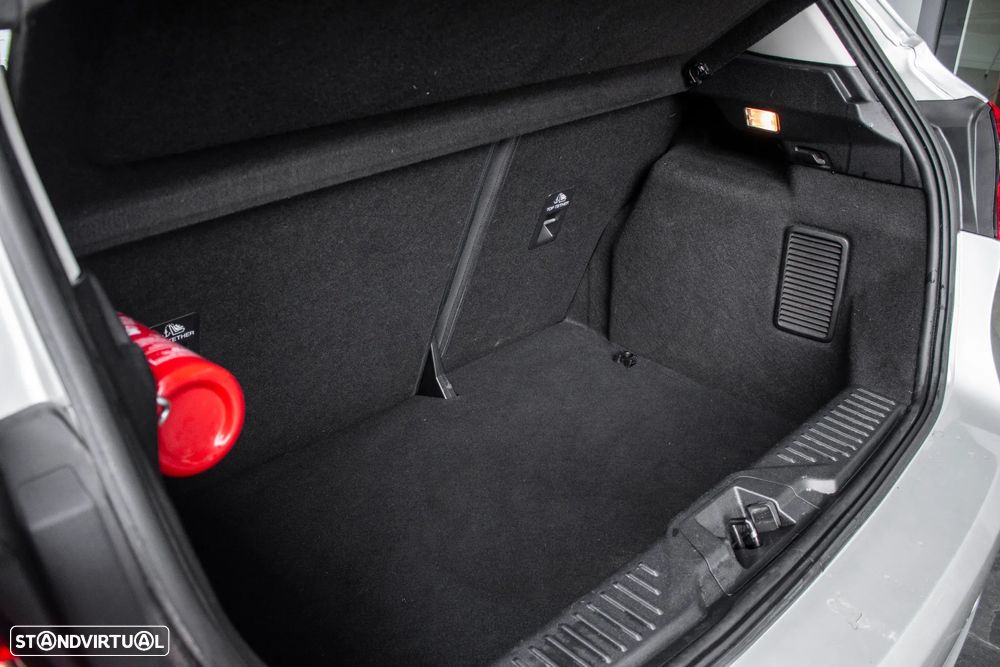 Ford Fiesta 1.0 EcoBoost Connected - 27