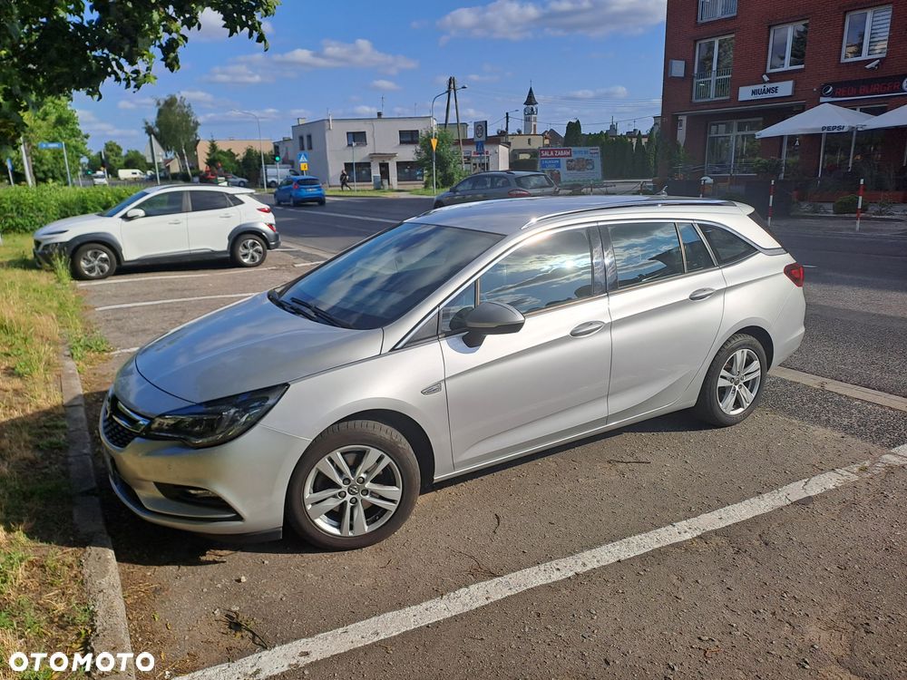 Opel Astra 1.6 D Automatik Start/Stop Dynamic - 1