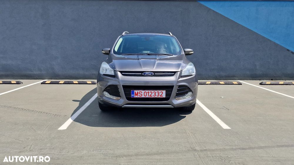 Ford Kuga 1.6 EcoBoost 4x4 Aut. Titanium - 2