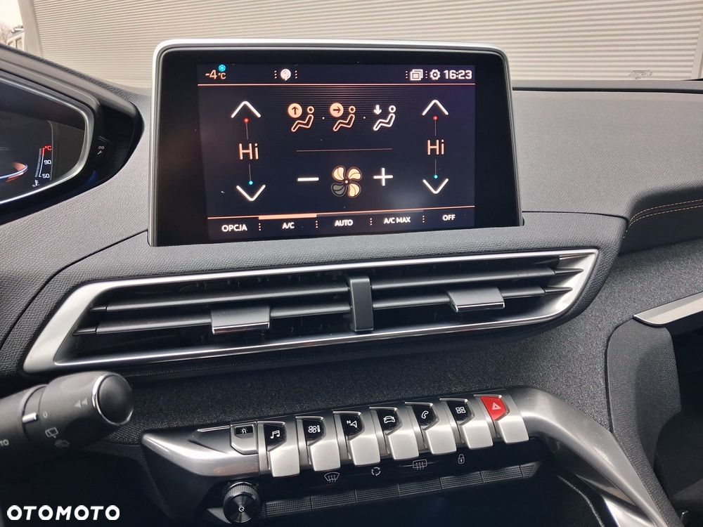 Peugeot 3008 PureTech 130 Stop & Start GPF Allure Business-Paket - 15