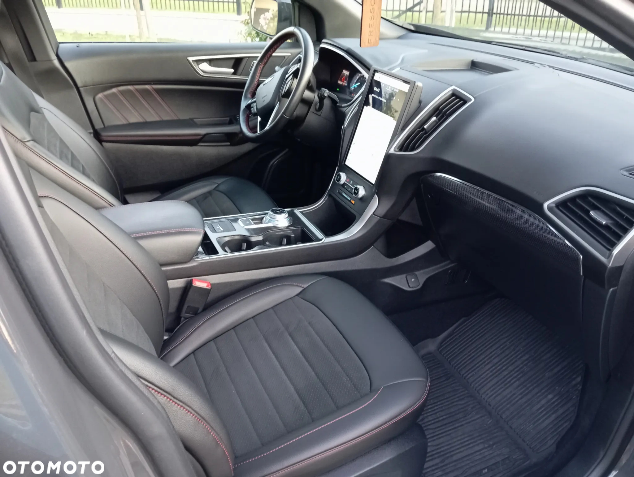 Ford Edge - 4
