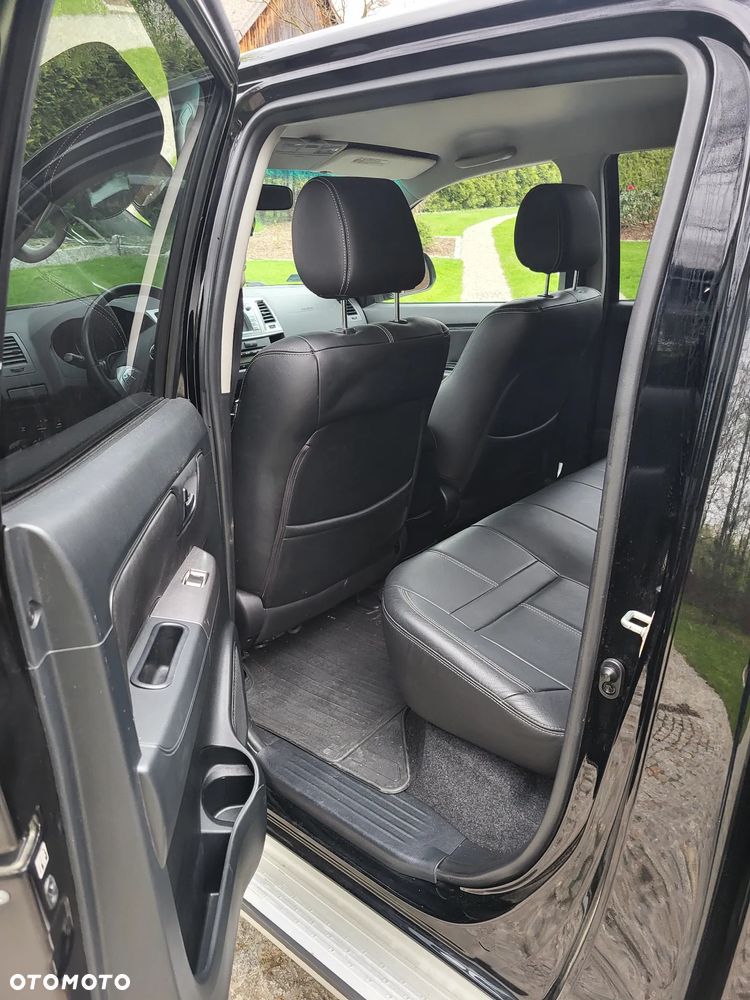 Toyota Hilux 3.0 D-4D SR5 - 13