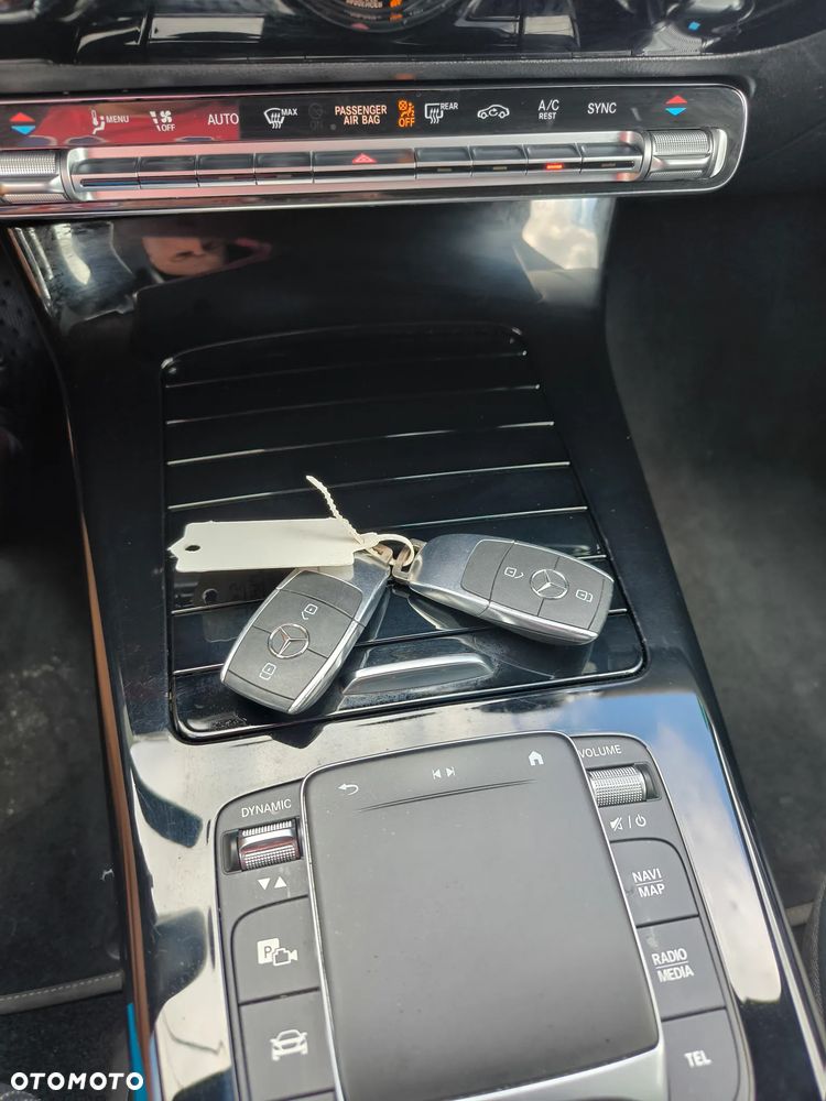 Mercedes-Benz CLA - 28