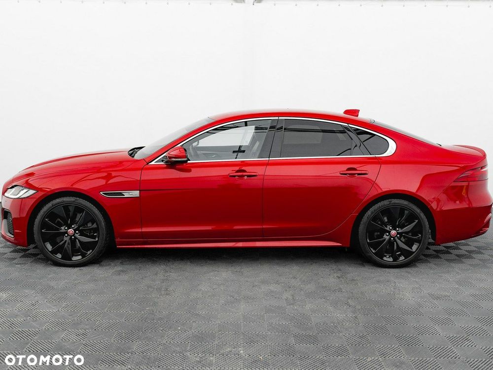 Jaguar XF 2.0 P250 R-Dynamic SE - 10