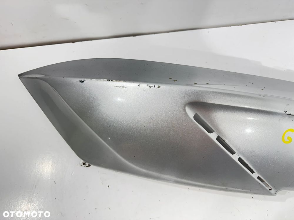 Boczek tył lewy Gilera GP 800 GP800 - 5