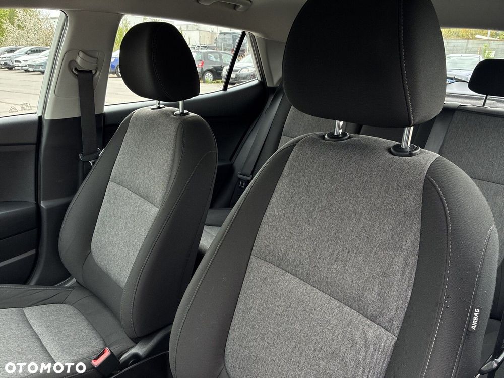 Kia Stonic 1.2 M - 11