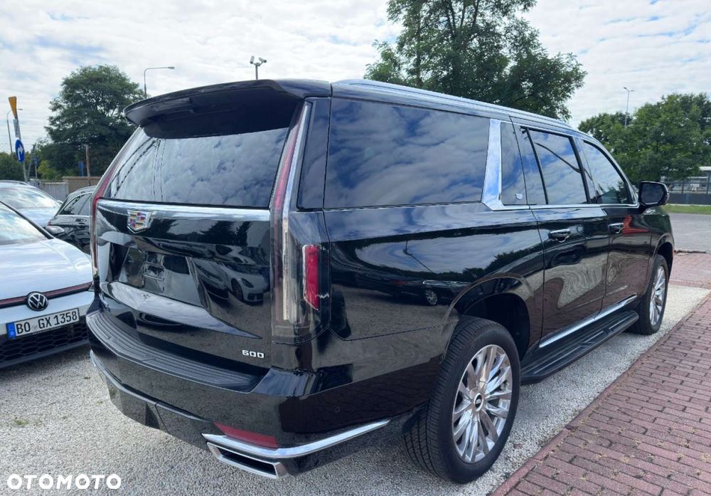 Cadillac Escalade - 6