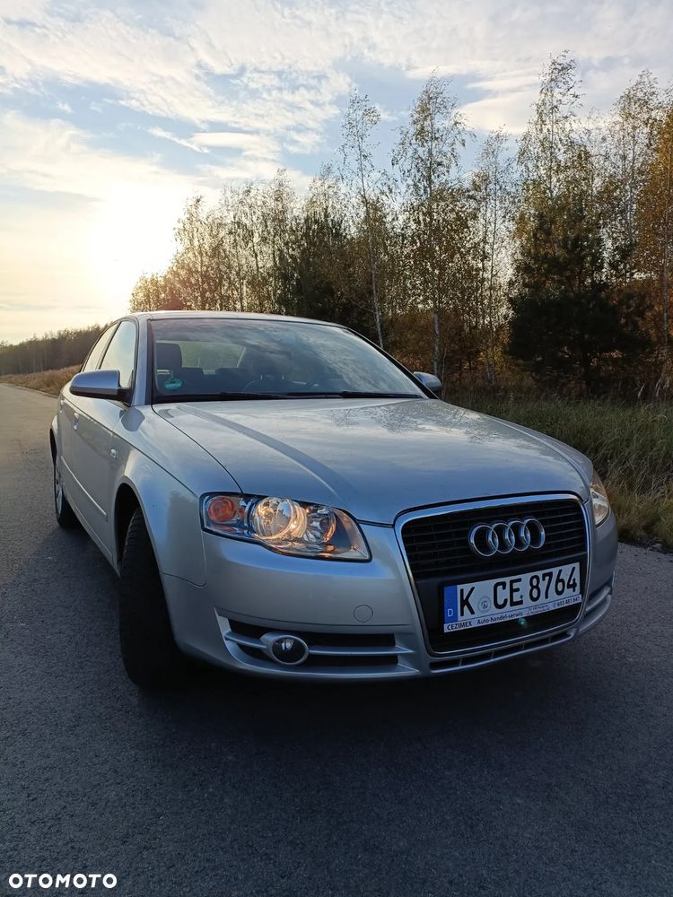Audi A4 - 1