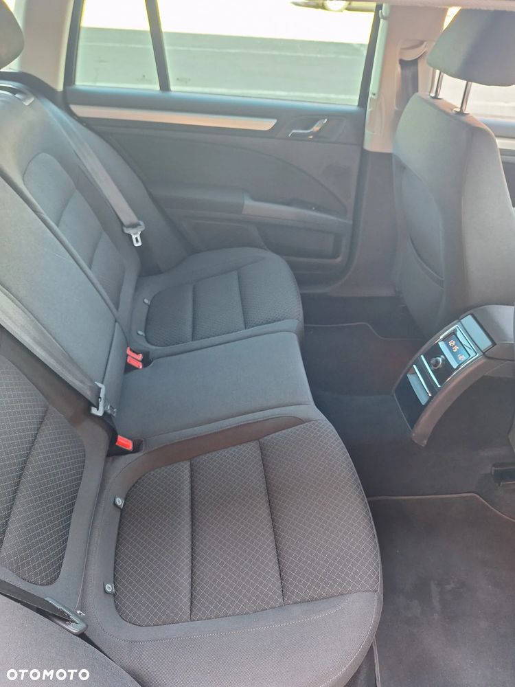 Skoda Superb 2.0 TDI Comfort - 33