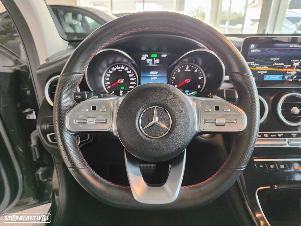 Mercedes-Benz GLC 300 ver-de-4matic-9g--tronic-edition-amg-line - 27