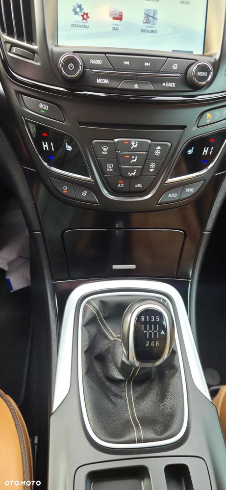Opel Insignia 1.6 T Executive S&S - 29