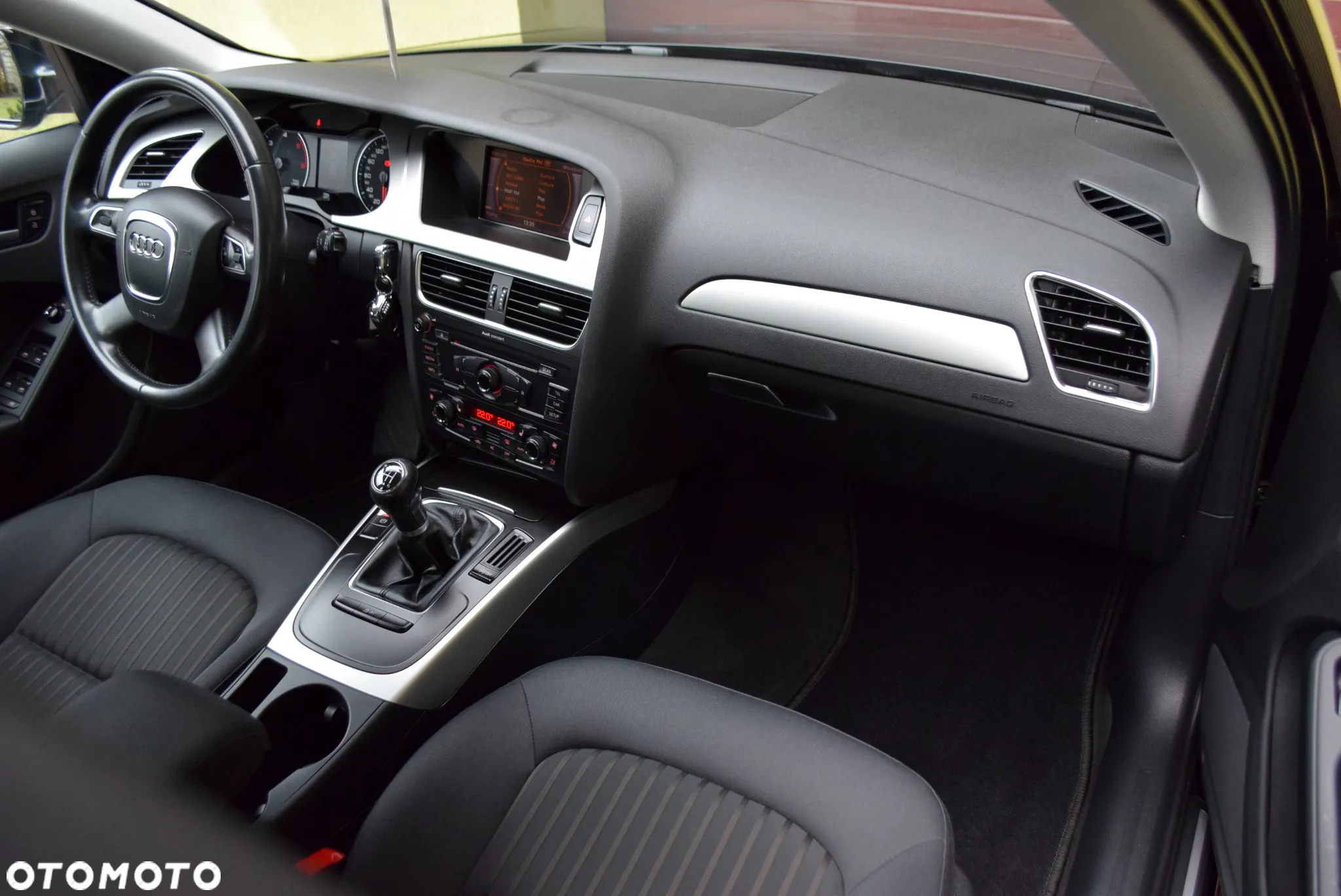 Audi A4 Avant 1.8 TFSI Ambiente - 14