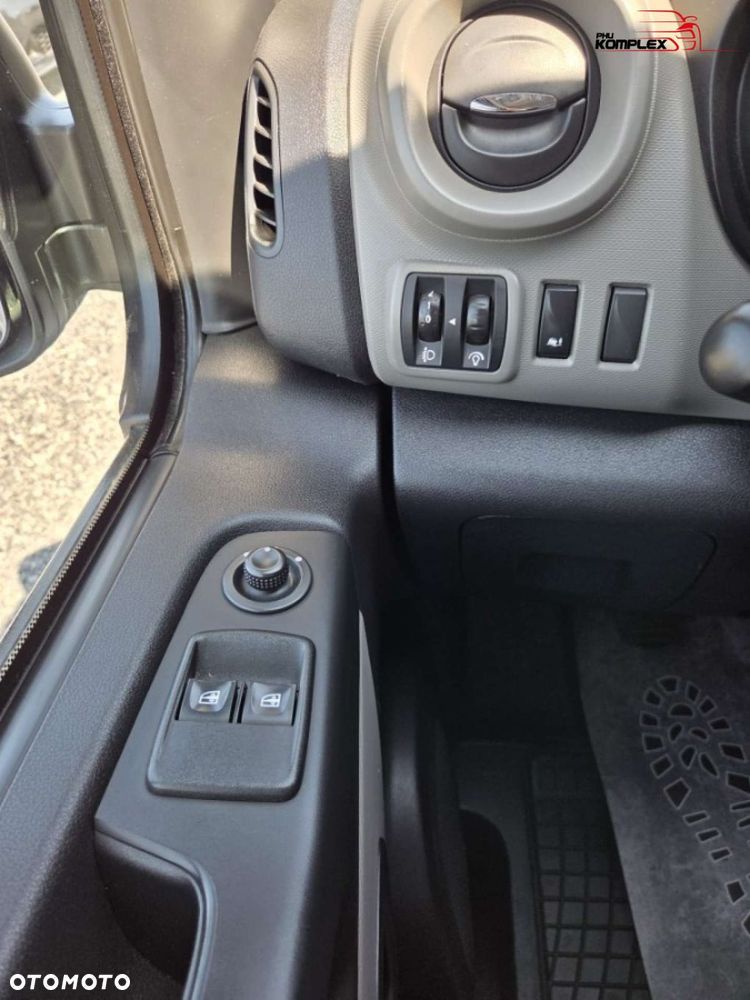 Renault Trafic - 13