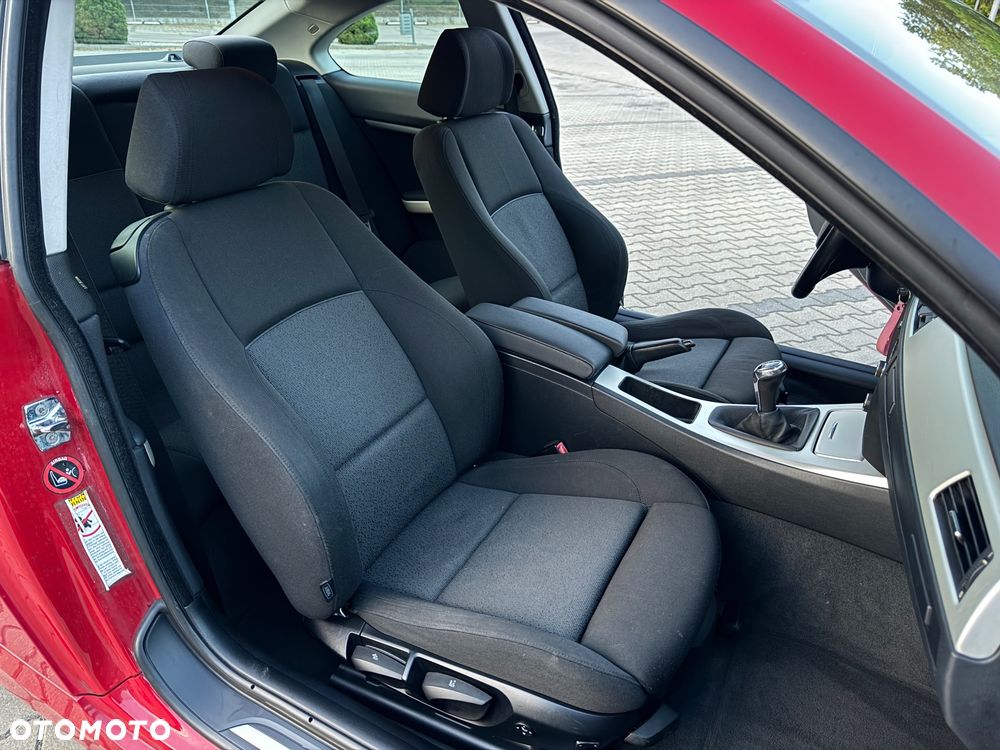 BMW Seria 3 - 24