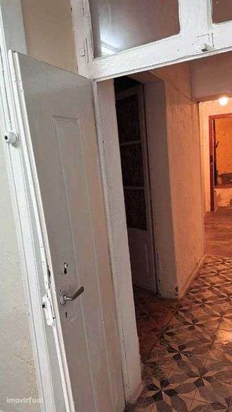 Arrenda-se Moradia T6 Ferreira do Alentejo - Grande imagem: 2/10