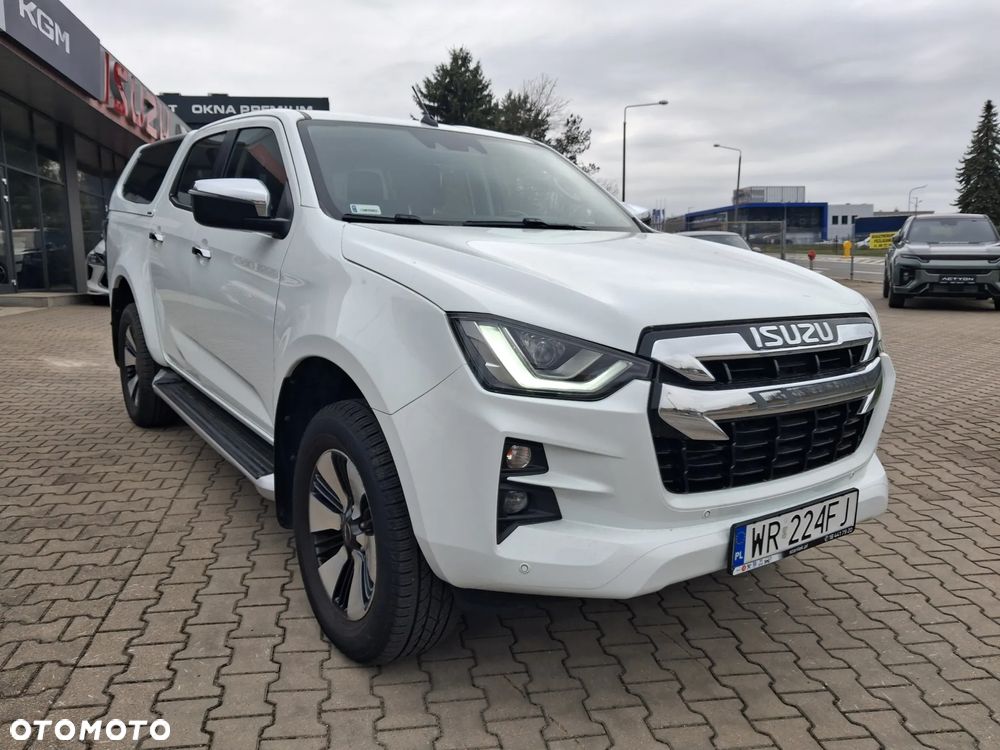 Isuzu D-MAX - 1