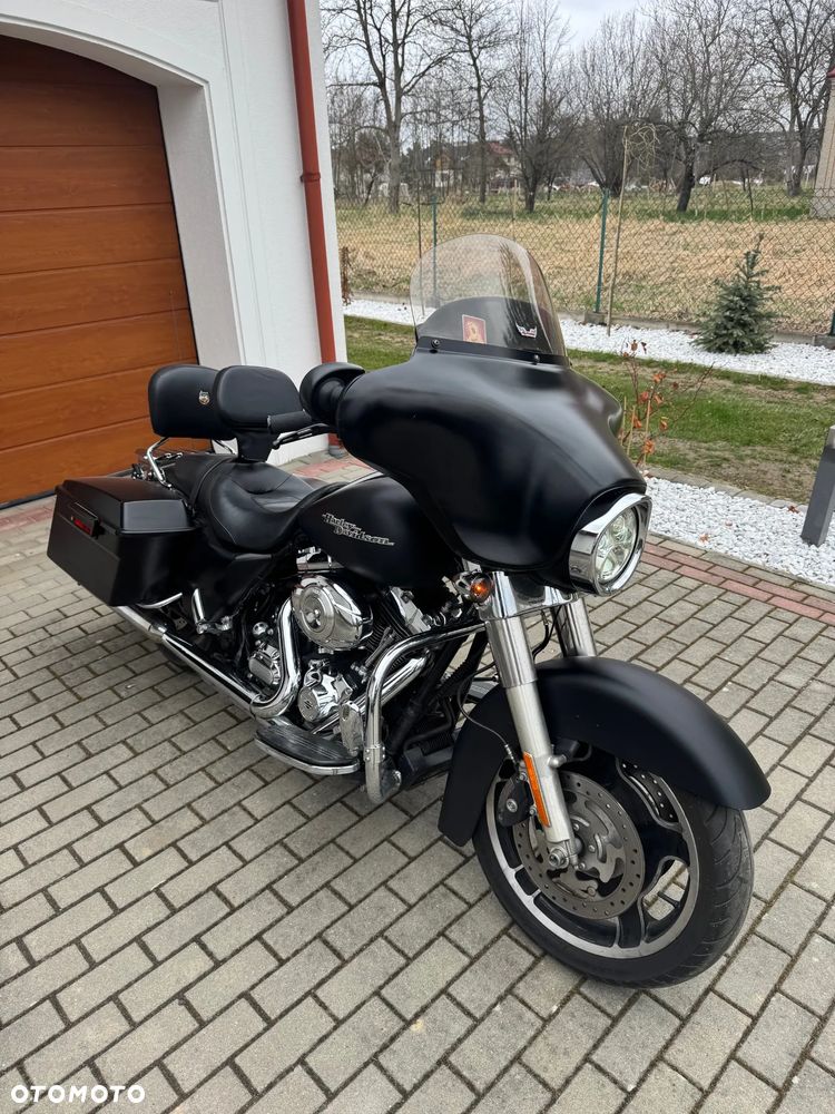 Harley-Davidson Super Glide - 1