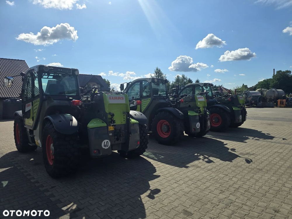 Claas Scorpion  7055 - 7