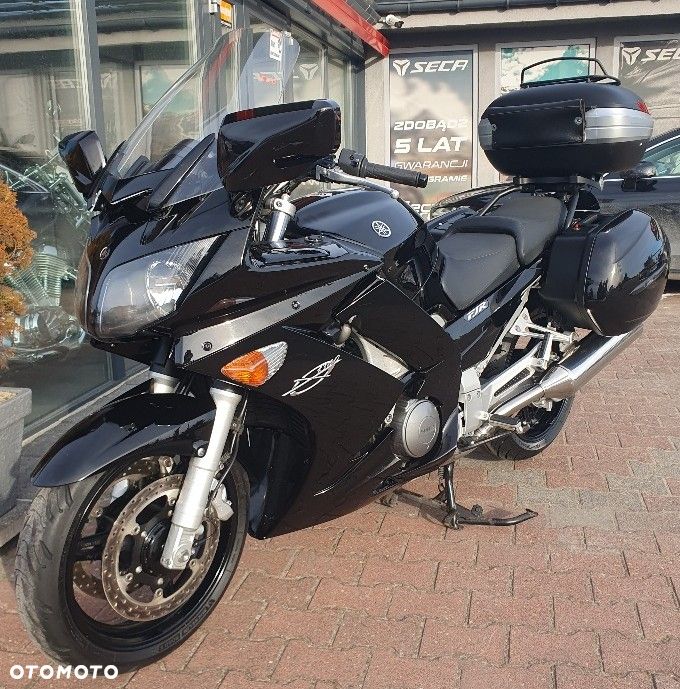 Yamaha FJR - 2