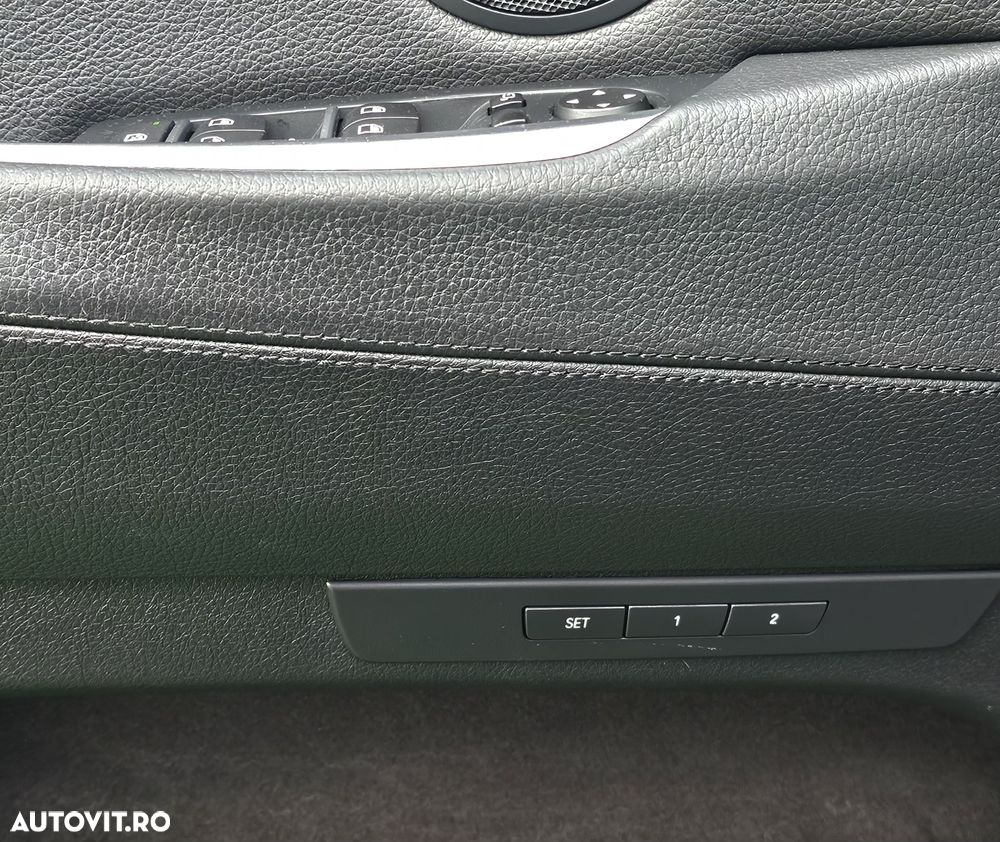 BMW Seria 5 520d Aut. Luxury Line - 18