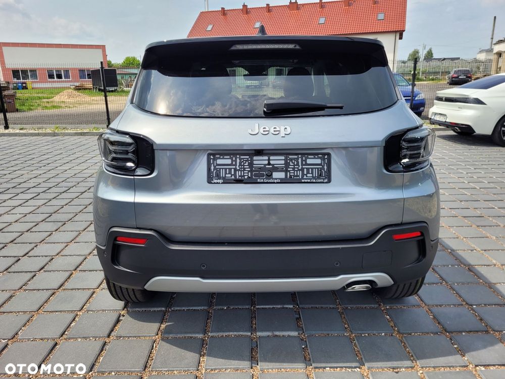 Jeep Avenger 1.2 T3 mHEV Summit Winter Edition FWD eDCT6 - 4