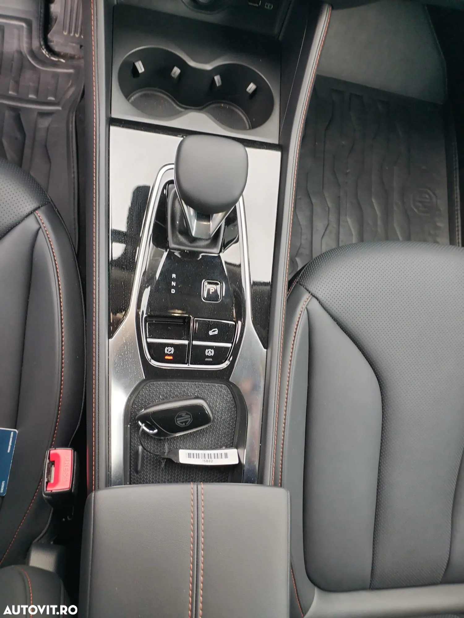 MG EHS 1.5 T-GDi AT PHEV Exclusive - 12