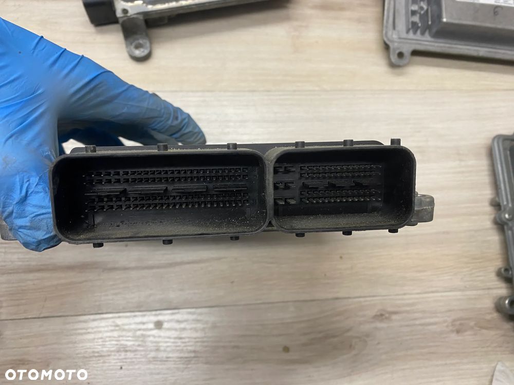 KOMPUTER STEROWNIK SILNIKA ECU MERCEDES W211 A6421508478 0281013721 - 2